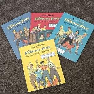 The Famous Five Graphic Novels Set